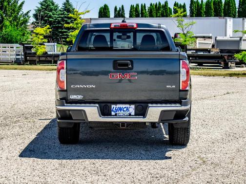 Cyber Gray Metallic 2016 GMC Canyon SLE