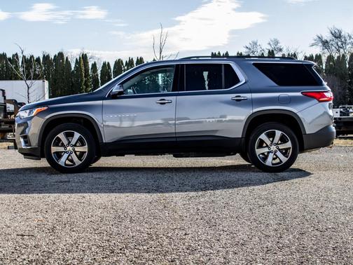 2021 Chevrolet Traverse LT Leather