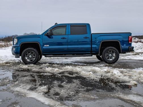 2017 GMC Sierra 1500 SLT