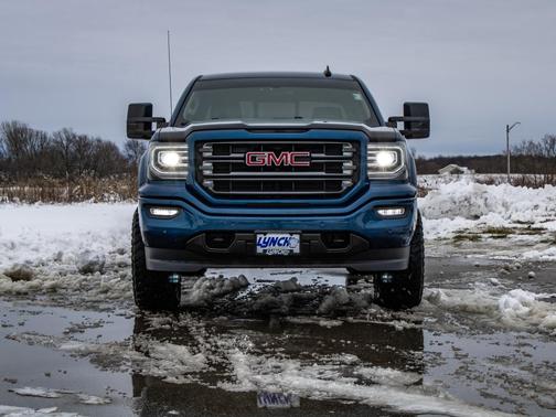 2017 GMC Sierra 1500 SLT