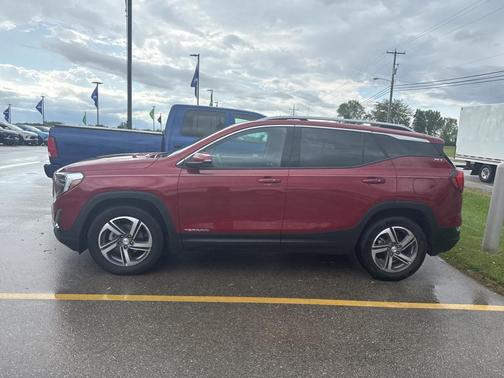 2021 GMC Terrain SLT