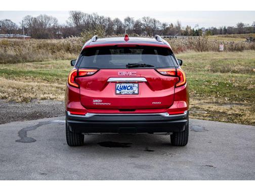 2021 GMC Terrain SLT