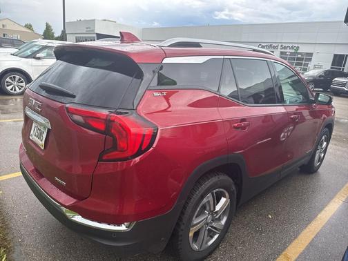 2021 GMC Terrain SLT