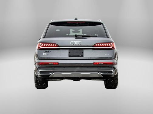 2024 Audi Q7 55 Premium Plus