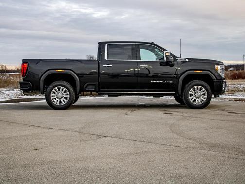 2023 GMC Sierra 2500 Denali