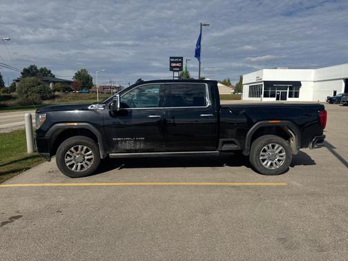 2023 GMC Sierra 2500 Denali