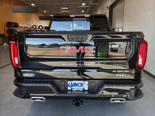 Onyx Black 2025 GMC Sierra 1500 AT4