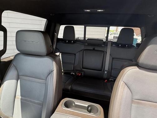 2023 GMC Sierra 2500 Denali