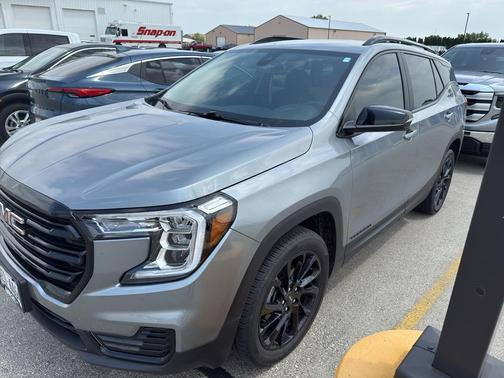 Sterling Metallic 2023 GMC Terrain SLE