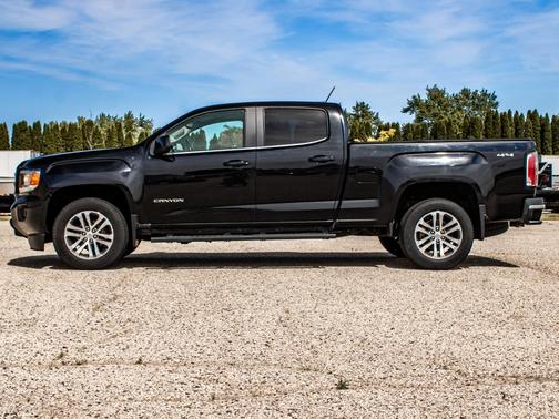 Onyx Black 2016 GMC Canyon SLE
