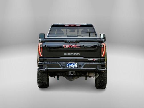 2024 GMC Sierra 2500 AT4