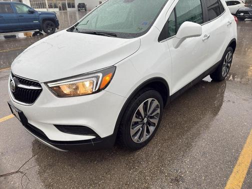 SUMMIT WHITE 2022 Buick Encore Preferred