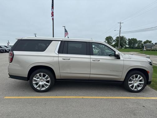 2021 Chevrolet Suburban 4WD High Country