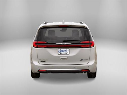 2021 Chrysler Pacifica Hybrid Touring L