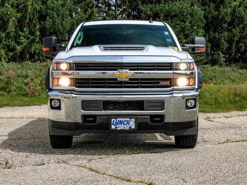 Summit White 2017 Chevrolet Silverado 2500 LT