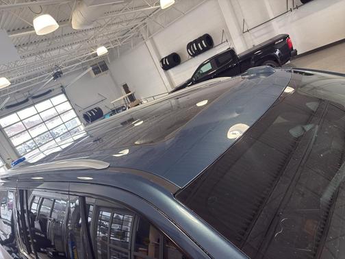 2025 Chevrolet Suburban 4WD High Country