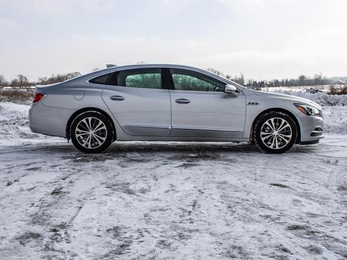 2017 Buick LaCrosse Essence