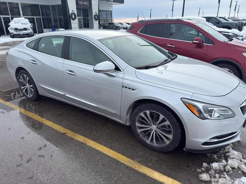 2017 Buick LaCrosse Essence