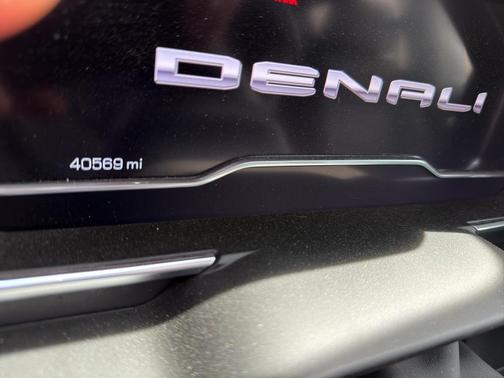 Onyx Black 2023 GMC Sierra 1500 Denali