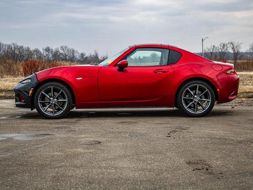 2017 Mazda MX-5 Miata RF Grand Touring