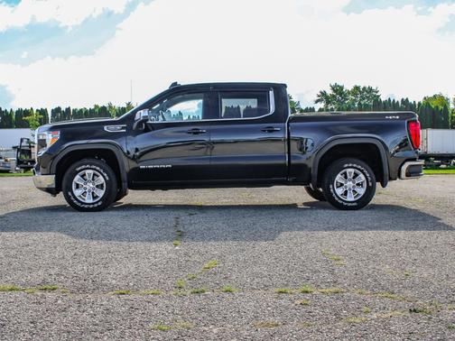 Onyx Black 2019 GMC Sierra 1500 SLE