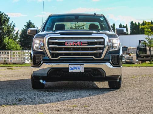 Onyx Black 2019 GMC Sierra 1500 SLE