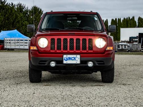 Deep Cherry Red Crystal Pearlcoat 2015 Jeep Patriot Altitude Edition