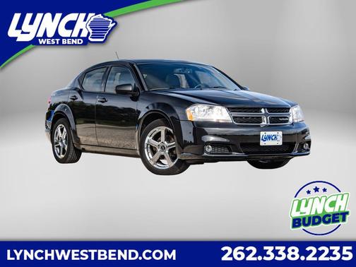 Brilliant Black Crystal Pearlcoat 2011 Dodge Avenger Lux