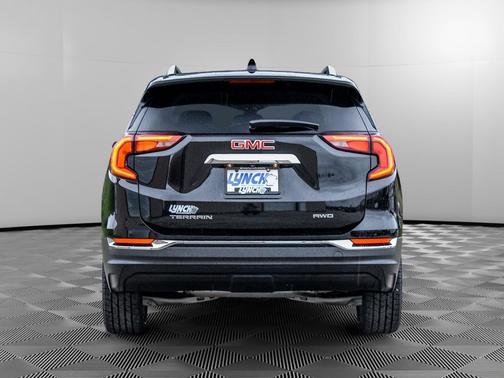 Ebony Twilight Metallic 2021 GMC Terrain SLT