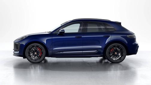 Gentian Blue Metallic 2023 Porsche Macan