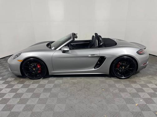 2024 Porsche 718 Boxster 