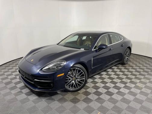 Night Blue Metallic 2023 Porsche Panamera