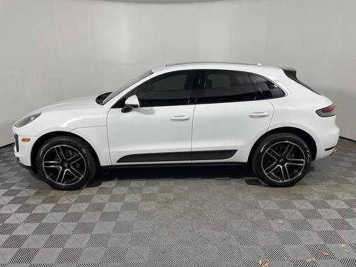 2021 Porsche Macan 