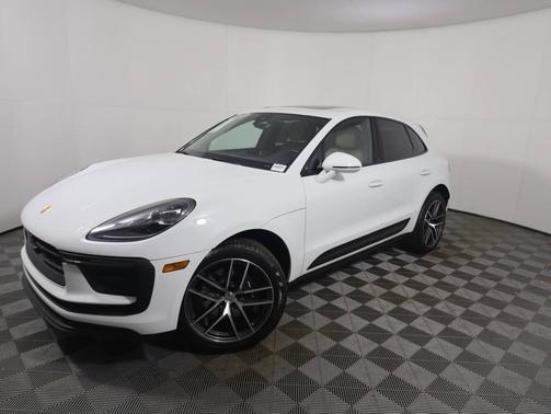 2025 Porsche Macan 