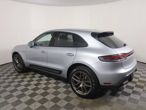 2023 Porsche Macan 