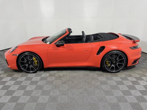 2022 Porsche 911 