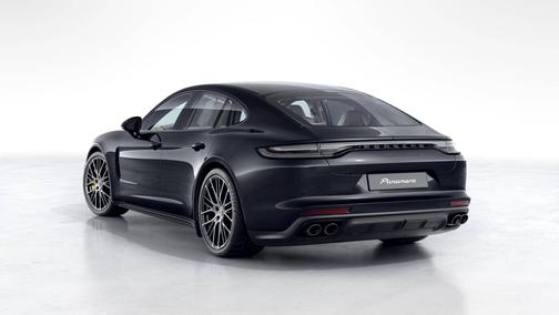 2022 Porsche Panamera 
