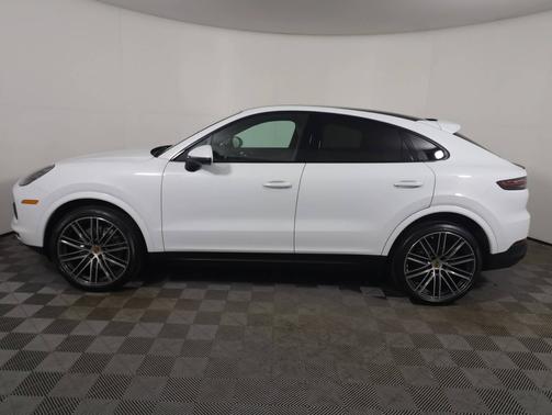 2023 Porsche Cayenne 