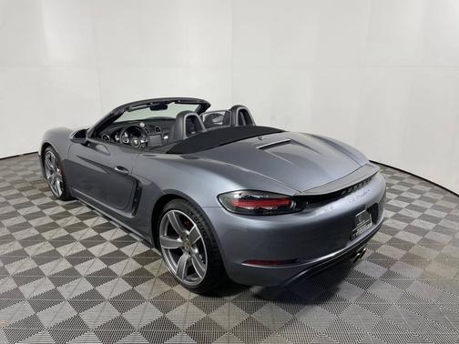 2025 Porsche 718 Boxster 