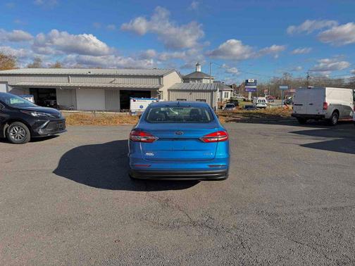 2019 Ford Fusion Hybrid SE