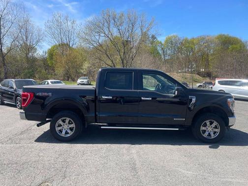Agate Black Metallic 2022 Ford F-150 XLT