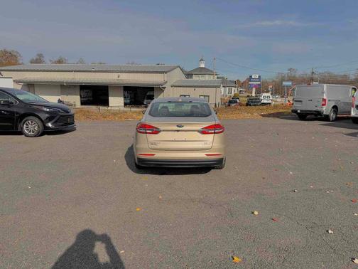 2019 Ford Fusion Hybrid SE