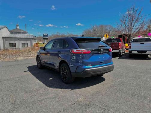 2021 Ford Edge SE