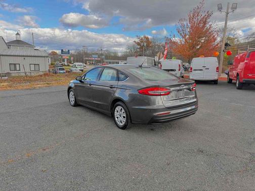2019 Ford Fusion S