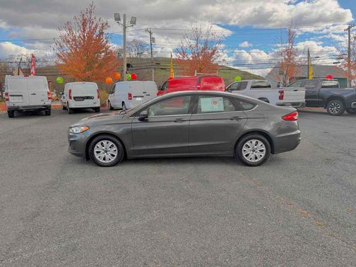 2019 Ford Fusion S