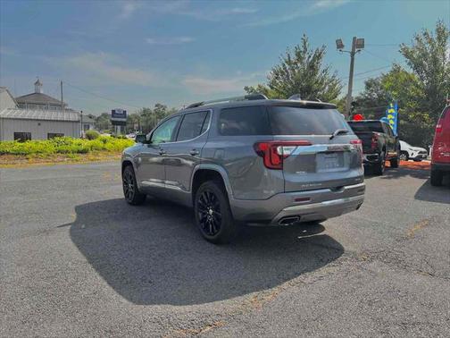2020 GMC Acadia Denali