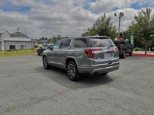 2020 GMC Acadia Denali