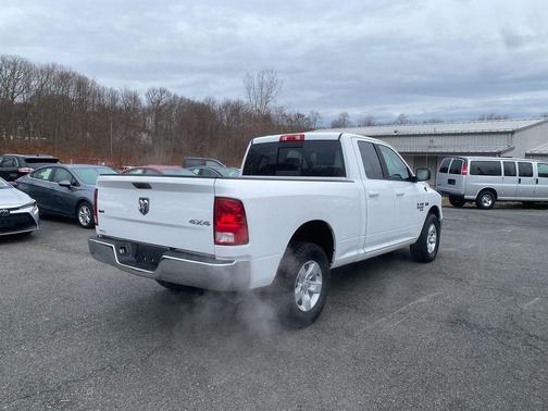 2019 RAM 1500 SLT