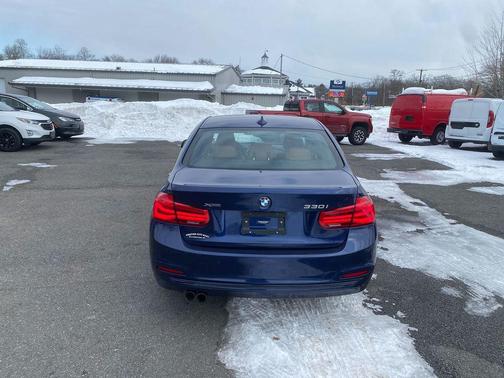 2017 BMW 330 xDrive
