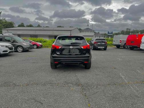 2017 Nissan Rogue Sport S